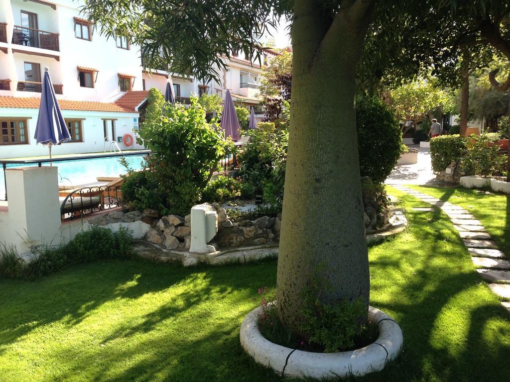 Hotel Alcadima Lanjaron Exterior photo
